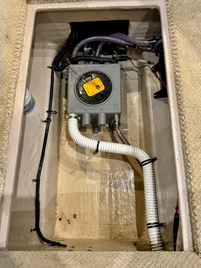 Feeling Blue Yacht Photos Pics 