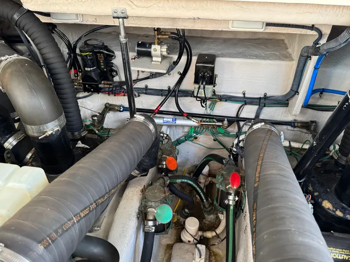 Feeling Blue Yacht Photos Pics 