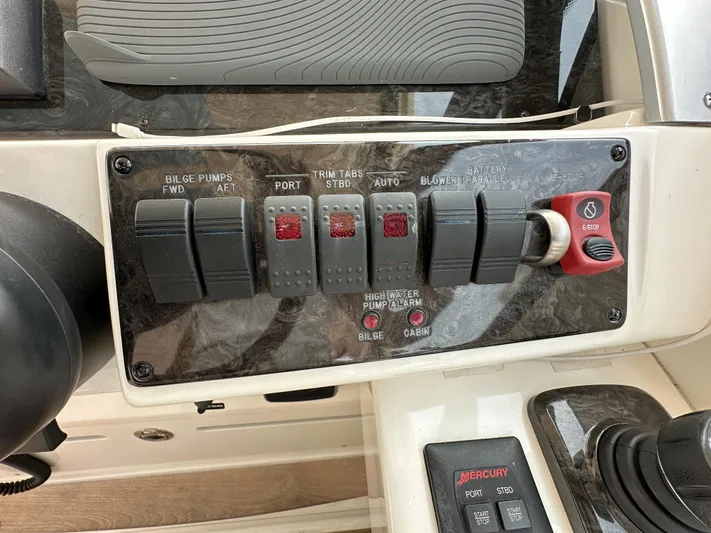 Kandoo Yacht Photos Pics 