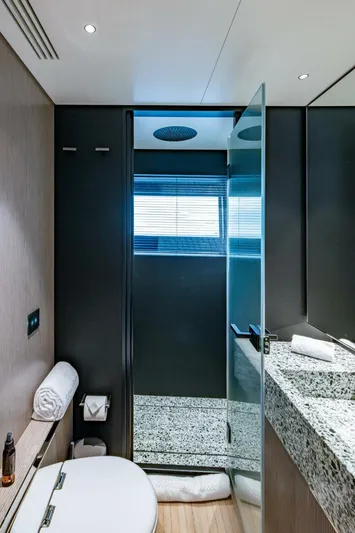 King's Lair Yacht Photos Pics 