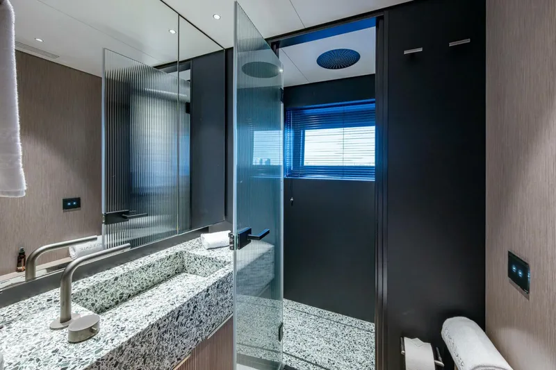 King's Lair Yacht Photos Pics 