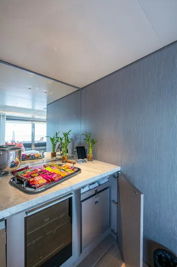 King's Lair Yacht Photos Pics 