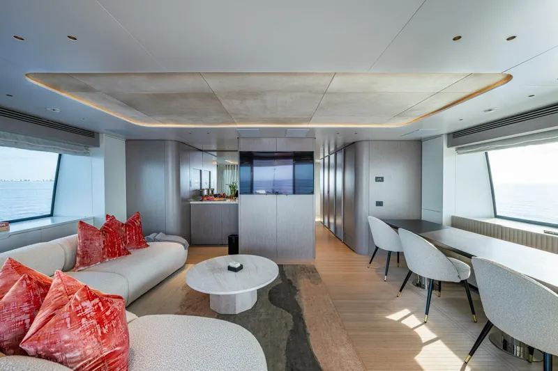 King's Lair Yacht Photos Pics 