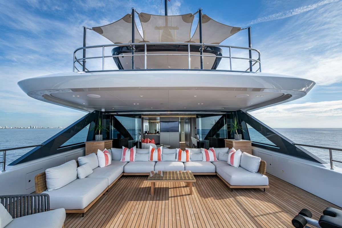 2023 Benetti 112 