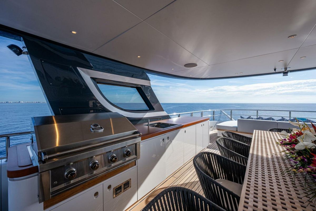 2023 Benetti 112 