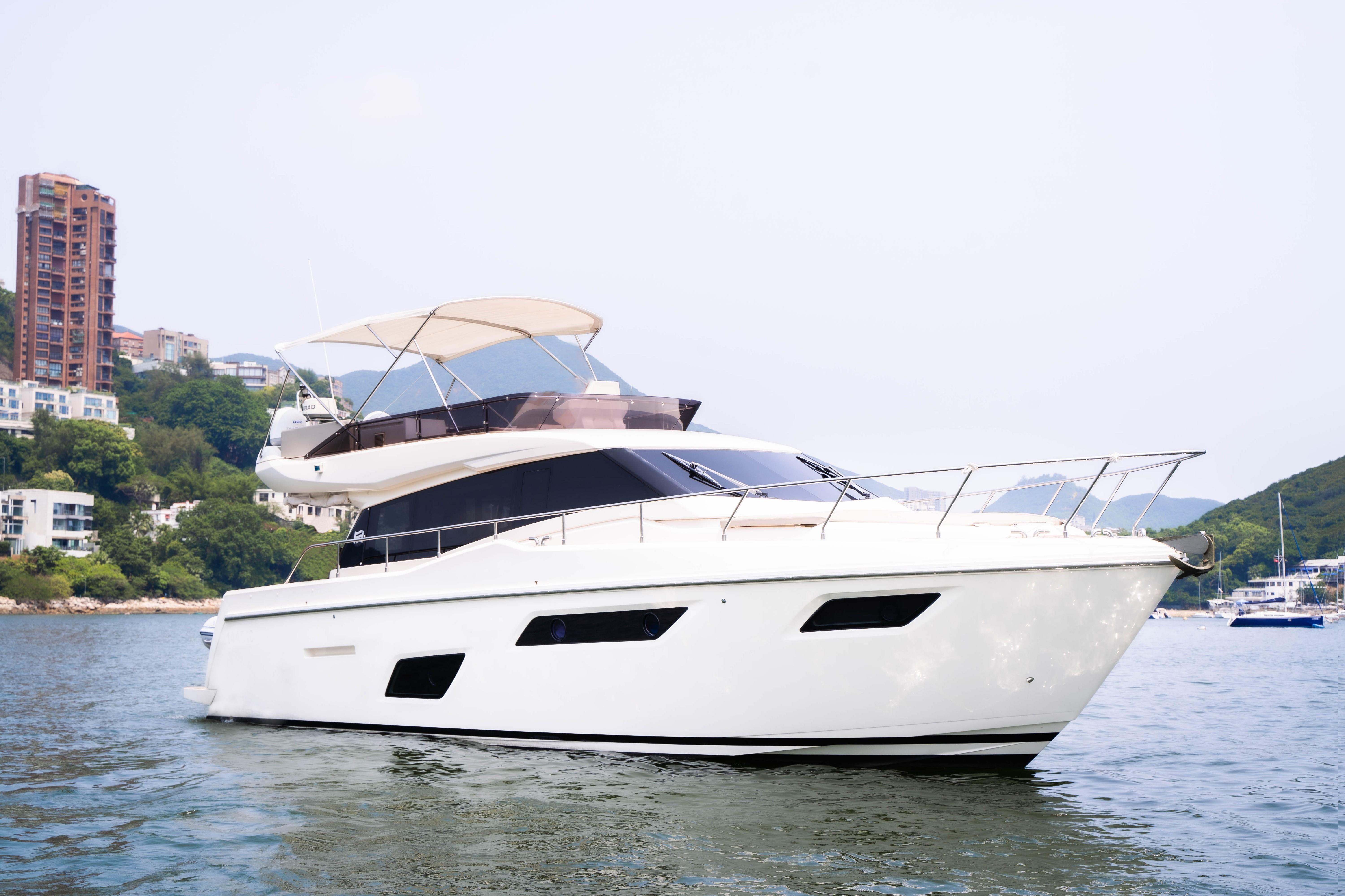 ferretti yacht 450