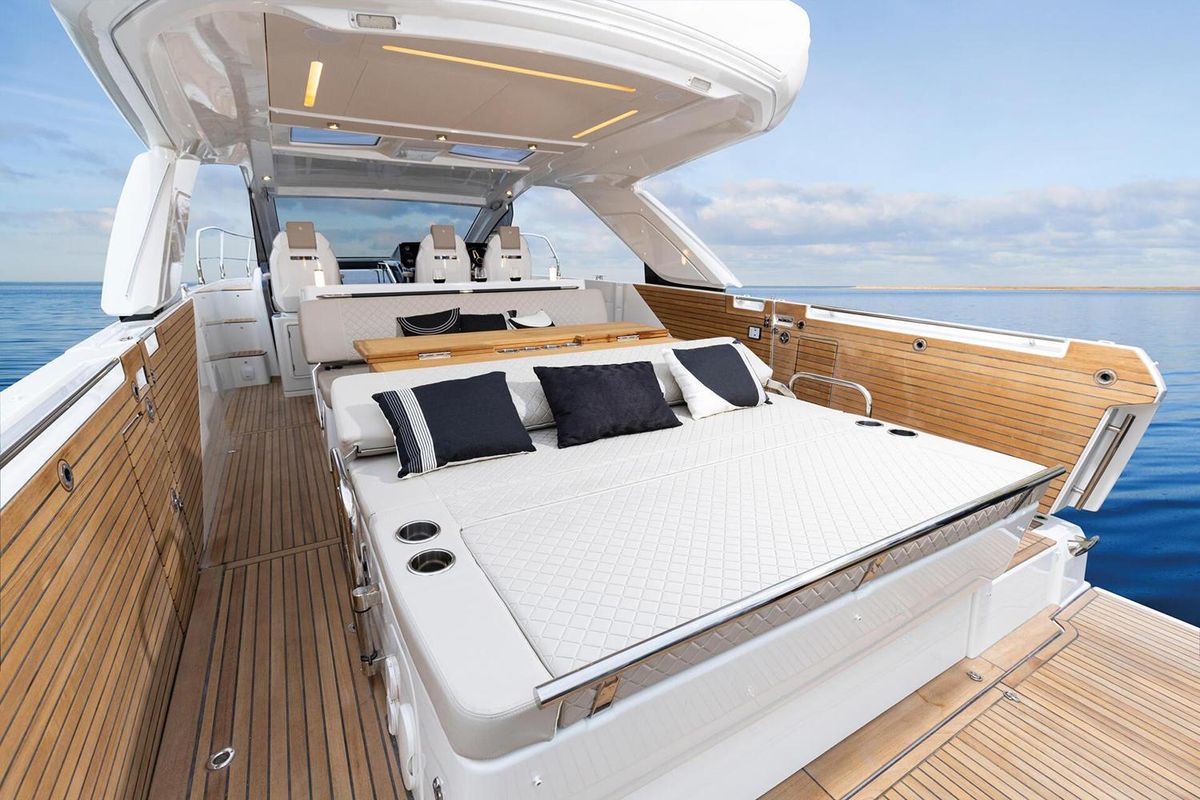 2024 Jeanneau 43 