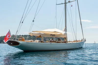 1983 e Sailing Yachts Renaissance Yachts - New Classic Sloop
