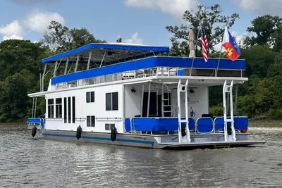 Sharpe Houseboat
