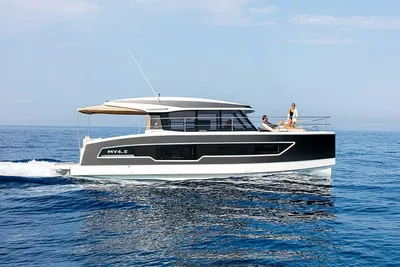 Fountaine Pajot MY 4.S
