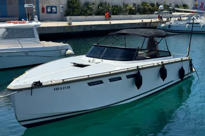 2020 Custom HOC 33 Cruiser