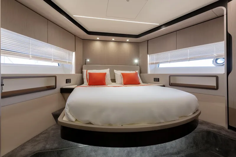 Solstice Yacht Photos Pics Luxurious bedroom interior of 2020 Azimut 72 Flybridge yacht with modern design.