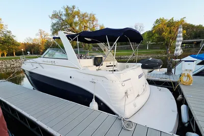 Rinker 300 Express Cruiser