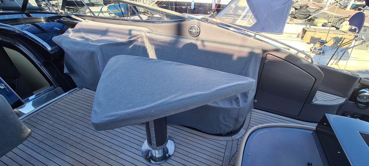 2005 Riva 52 