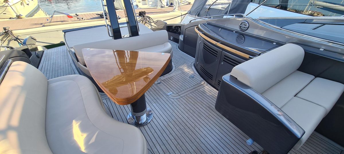 2005 Riva 52 