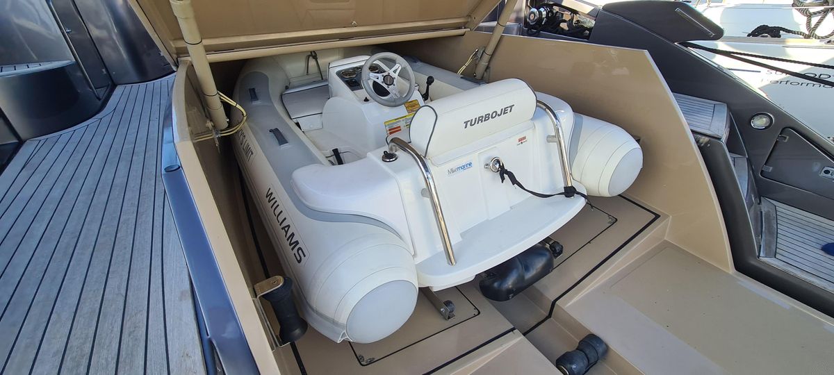 2005 Riva 52 