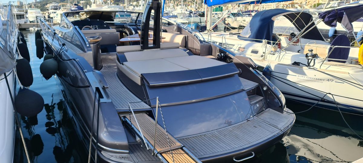 2005 Riva 52 