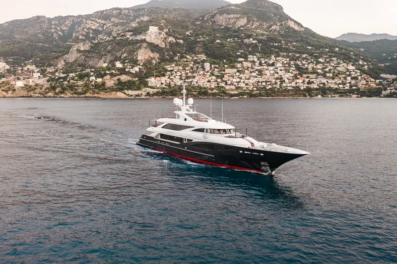 Liberty Yacht Photos Pics 