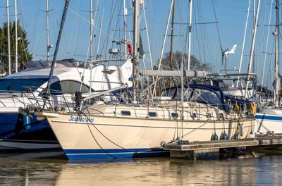 2007 Island Packet 440