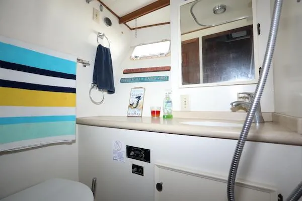 Good Tidings Yacht Photos Pics 