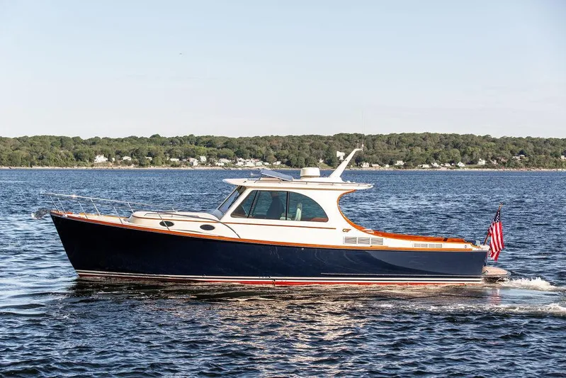 Brendan Yacht Photos Pics 2018 Hinckley Picnic Boat 37 MKIII cruising on open water.