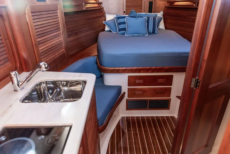 Brendan Yacht Photos Pics 