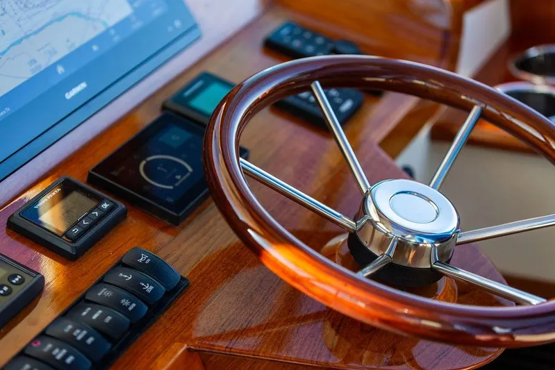 Brendan Yacht Photos Pics Steering wheel and controls of 2018 Hinckley Picnic Boat 37 MKIII.