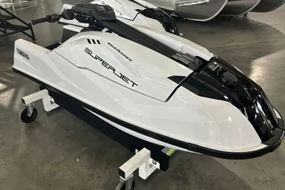 Yamaha Boats SUPERJET