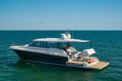 Tiara Yachts EX 60