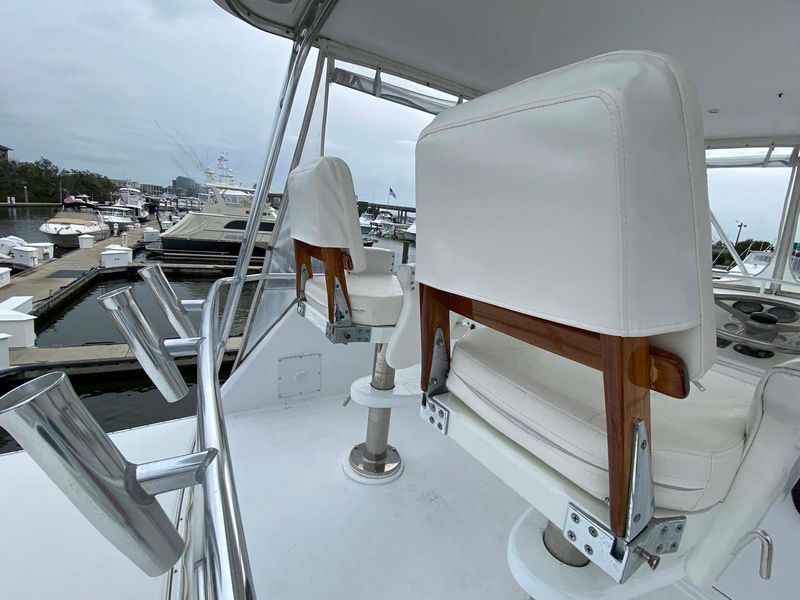 1983 Hatteras 55 Convertible