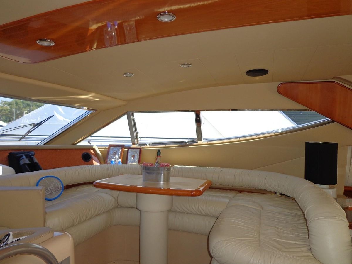 2003 Ferretti Yachts 62 