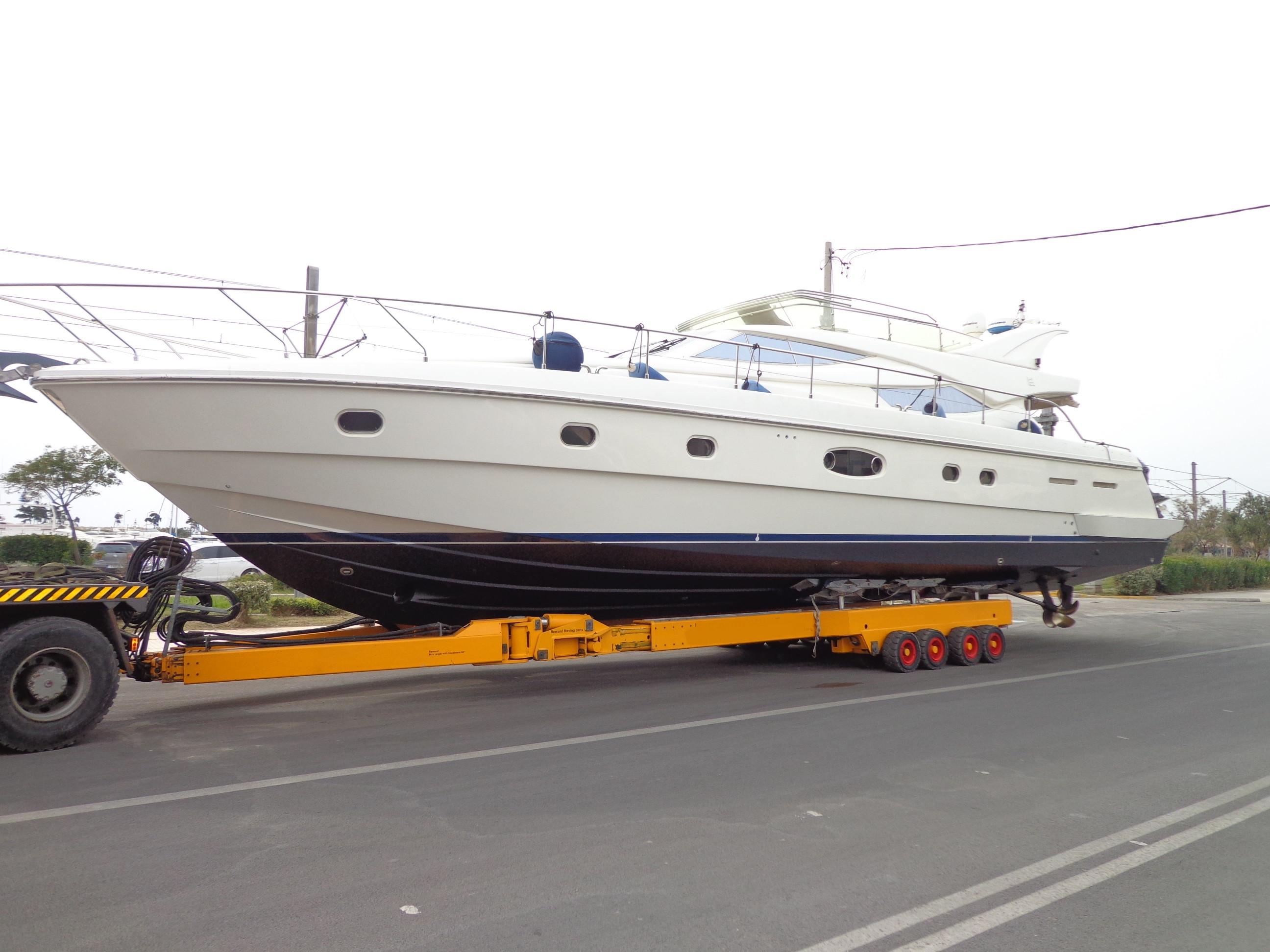 2003 Ferretti Yachts 620 "TURN KEY" Condition