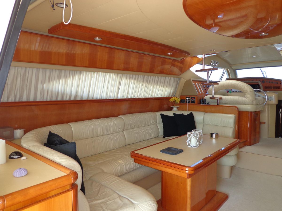 2003 Ferretti Yachts 62 