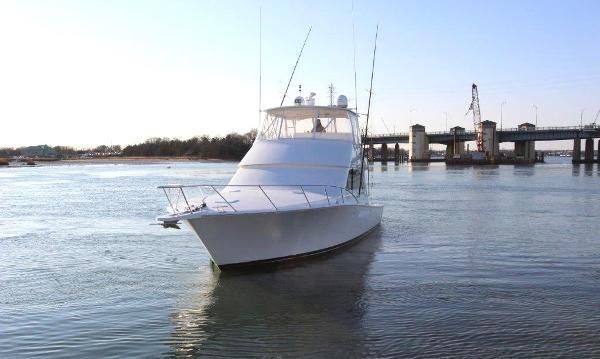 2005 Viking 45 