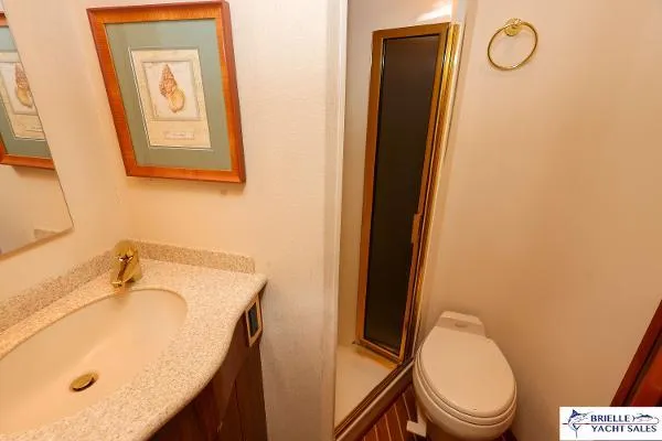 Clean Livin' Yacht Photos Pics 