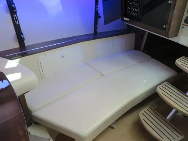 Paradise 4 Reels Yacht Photos Pics Boston Whaler 345 Paradise 4 Reels-Cabin, Seating Converted to Berth