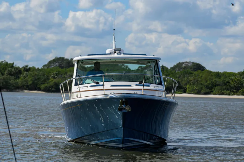 Valkyrie Yacht Photos Pics 