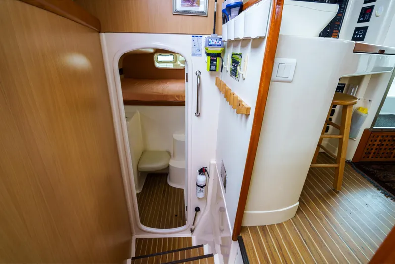 Dreaming On Yacht Photos Pics 