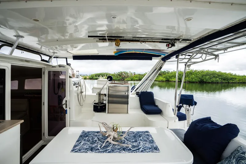 Dreaming On Yacht Photos Pics 