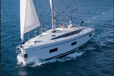 Bavaria C42