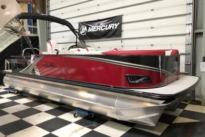 Avalon LSZ 2385 Cruise Rear Bench