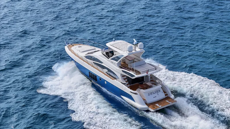 Juliet Yacht Photos Pics 