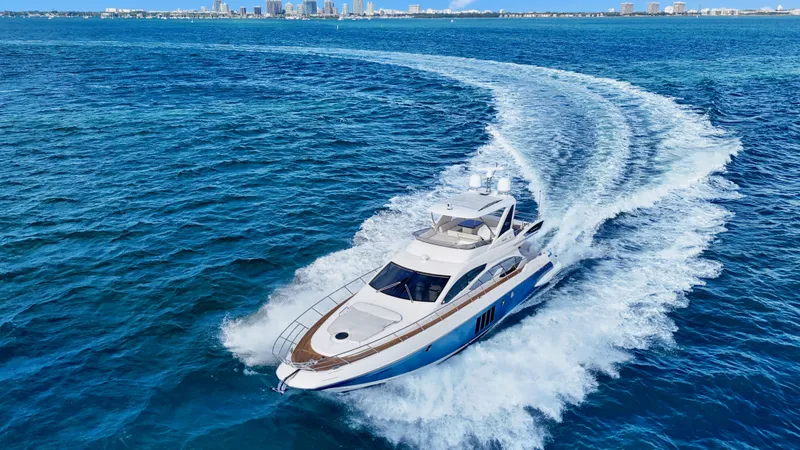 Juliet Yacht Photos Pics 