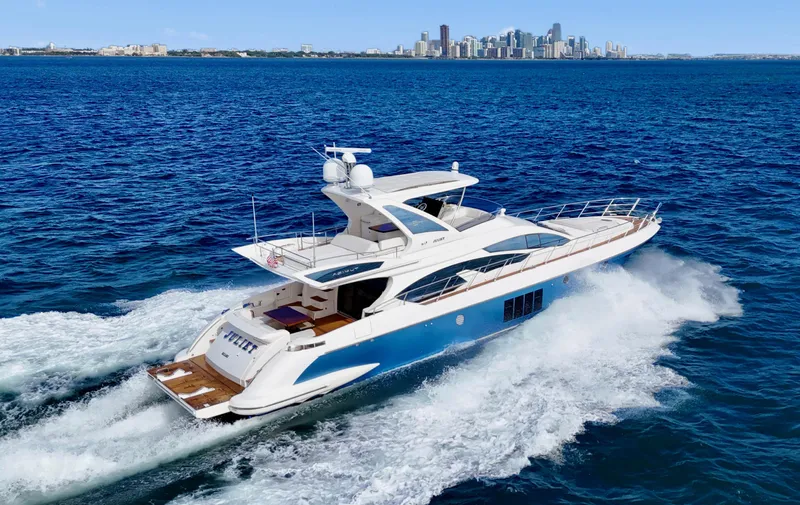 Juliet Yacht Photos Pics 