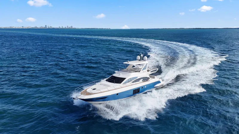 Juliet Yacht Photos Pics 