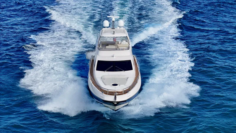 Juliet Yacht Photos Pics 