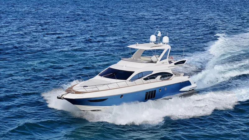 Juliet Yacht Photos Pics 