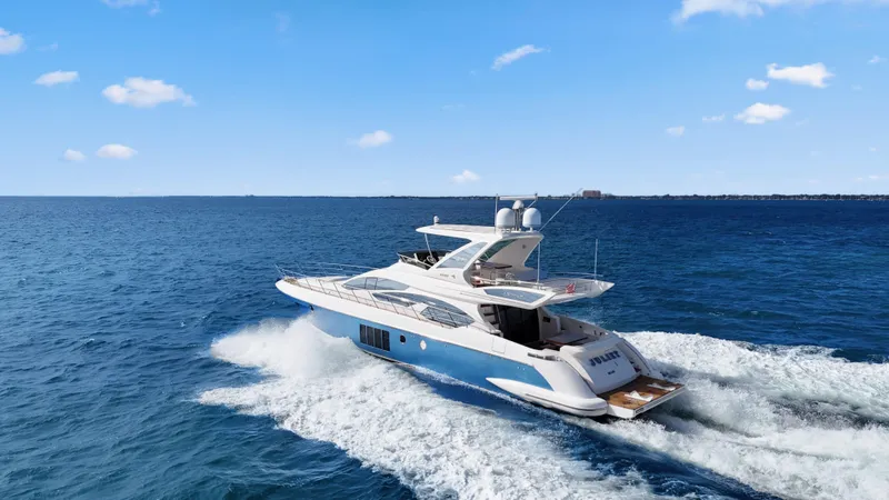 Juliet Yacht Photos Pics 