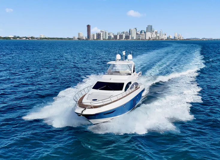 Juliet Yacht Photos Pics 