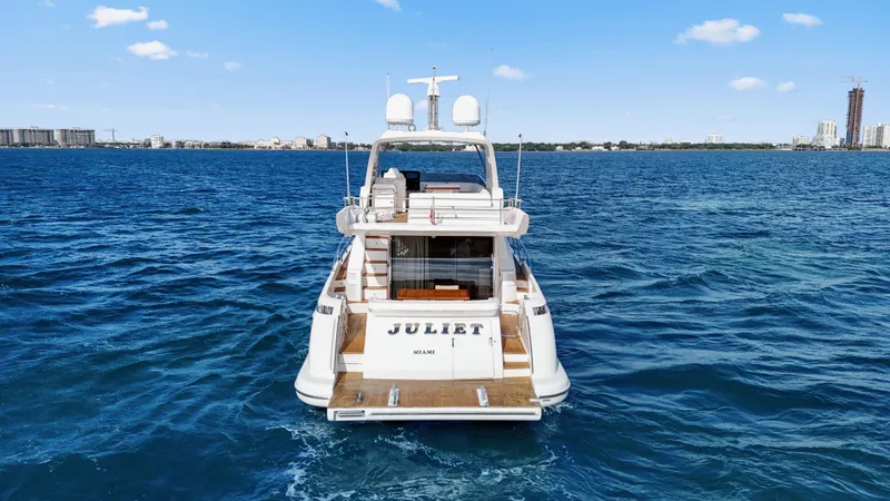 Juliet Yacht Photos Pics 